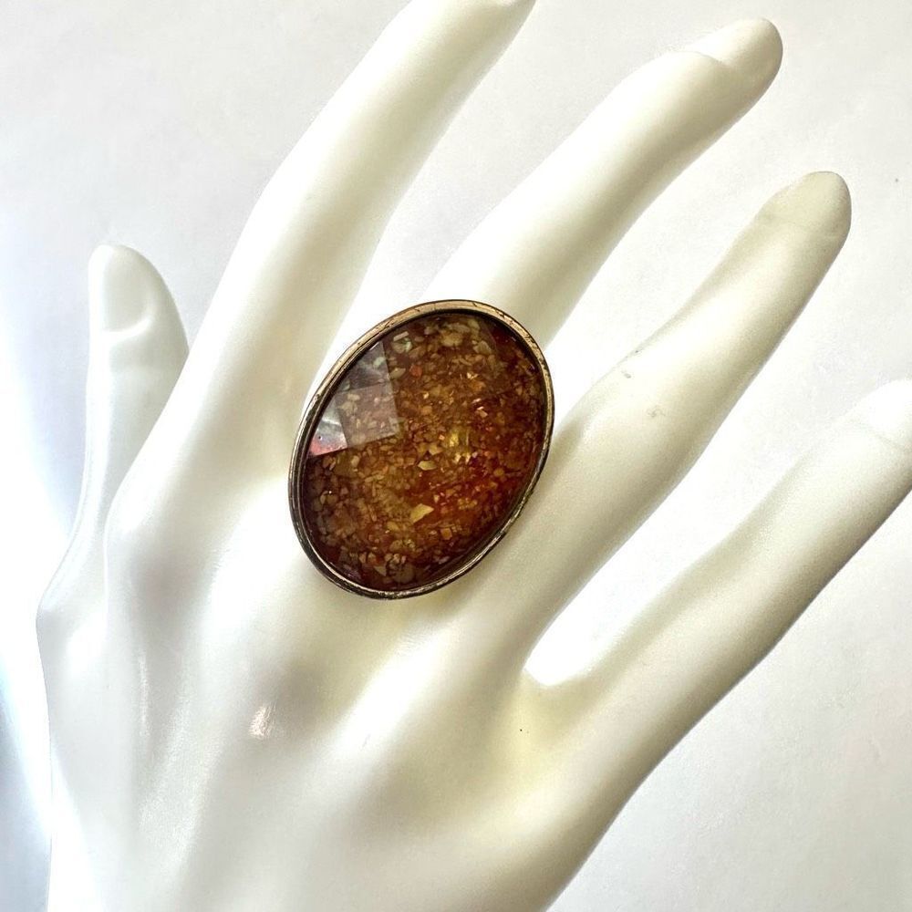 Gold tone amber tone cocktail ring